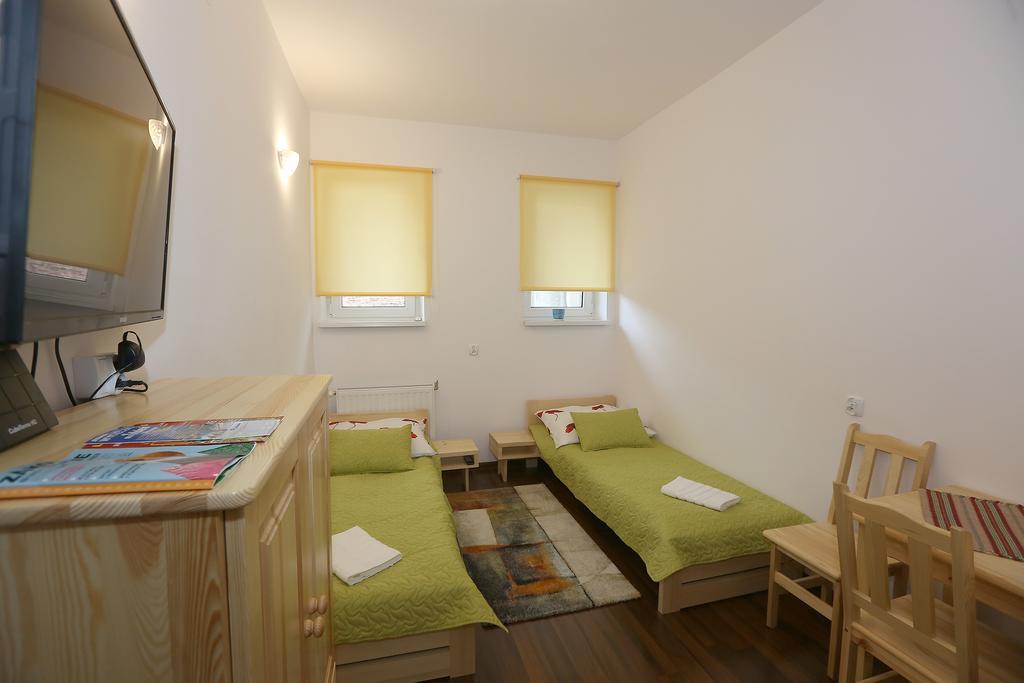 ザコパネApartament Giewont Krupowkiアパートメント エクステリア 写真