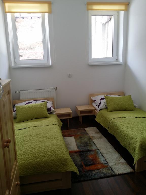 ザコパネApartament Giewont Krupowkiアパートメント エクステリア 写真
